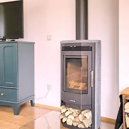 Kiefernwaeldchen * Byhlen