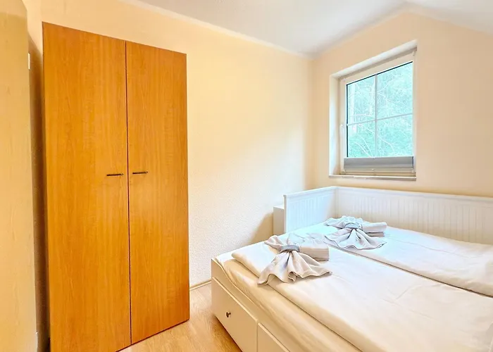 Kiefernwaeldchen 度假居 *